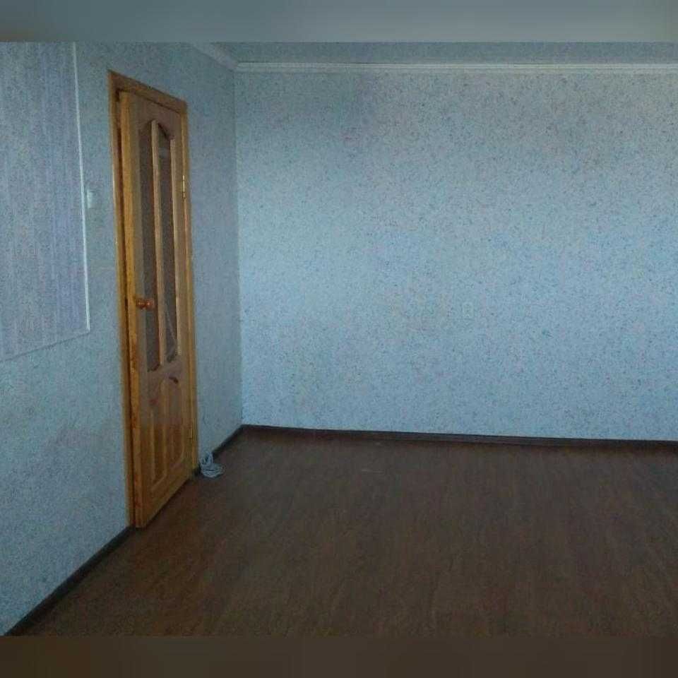 Продам 1 комнатную квартиру на Дошкольнике