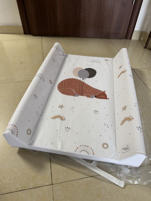 Masa de infasat bebelusi