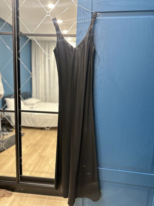 Продам вечерние платья, каждая 7500 тг