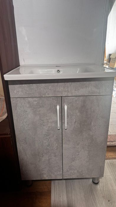 Продаётся новый раковина для туалета