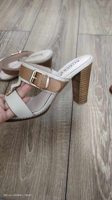 Продается женская летняя обувь