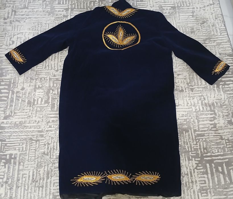 Продам чапан с платком пюбитейкой