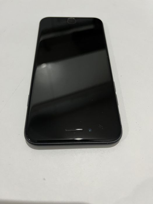 Apple iPhone se 2020