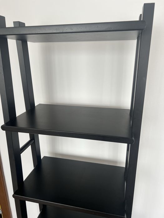 Etajera  din lemn Ikea