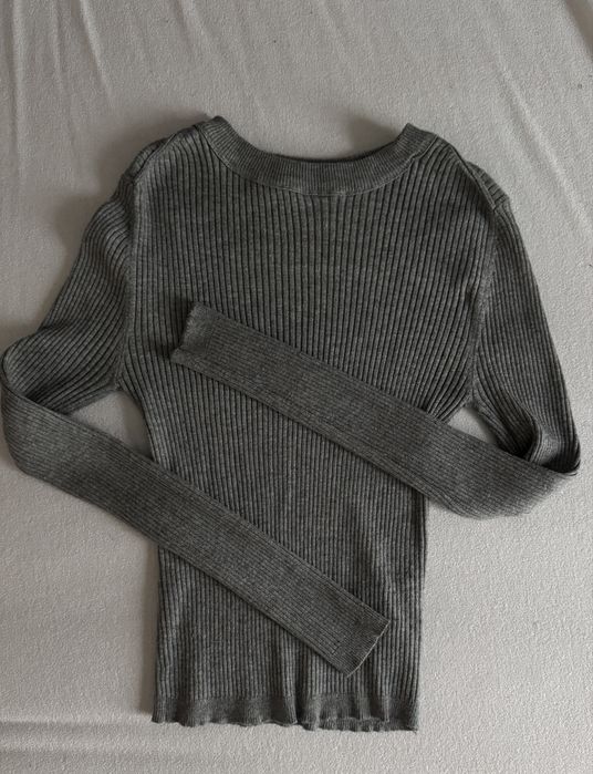 Елегантен еластичен полуголф Pull&Bear – мека вискоза, много удобен