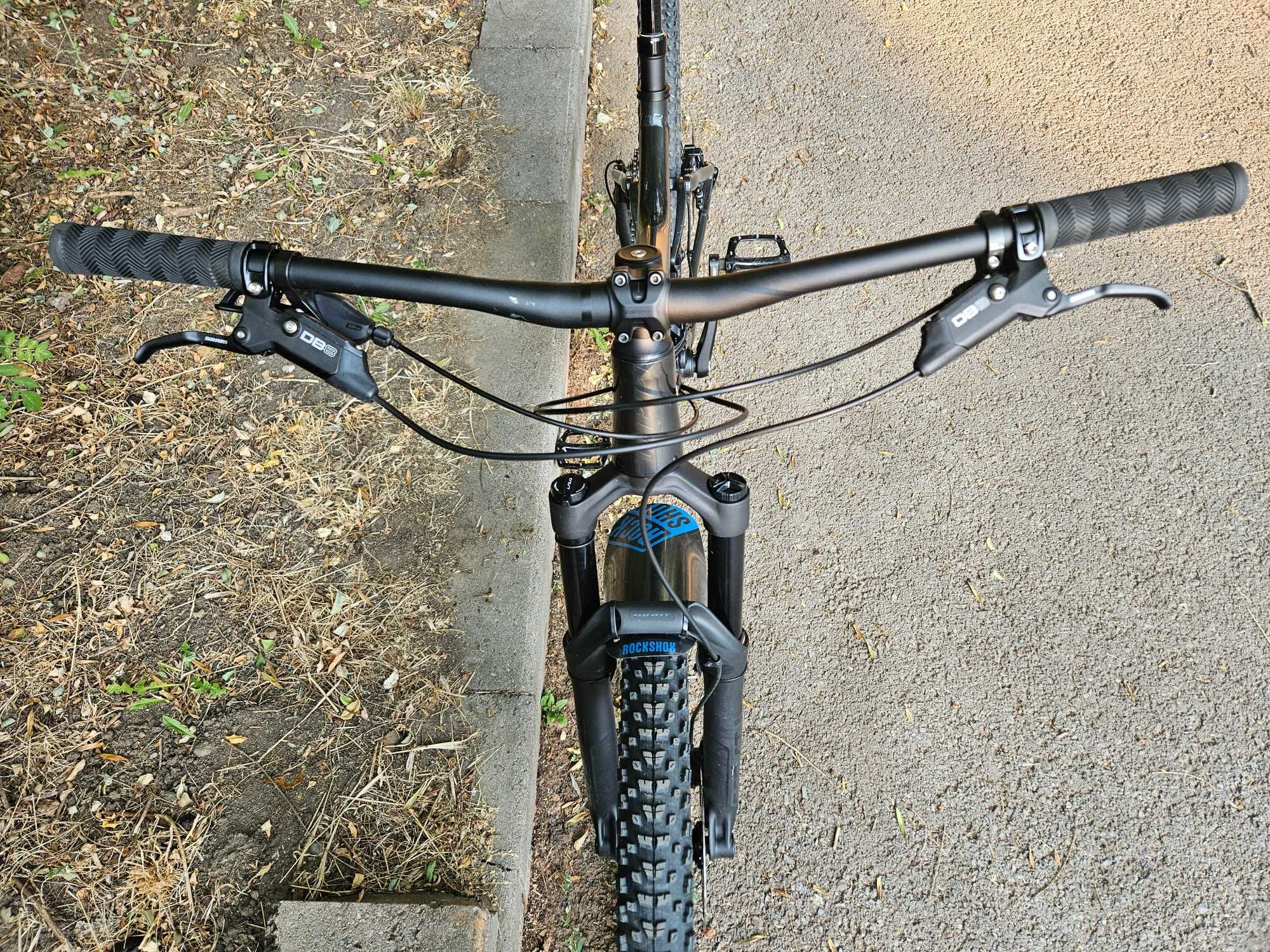 GIANT STANCE 2022  27.5