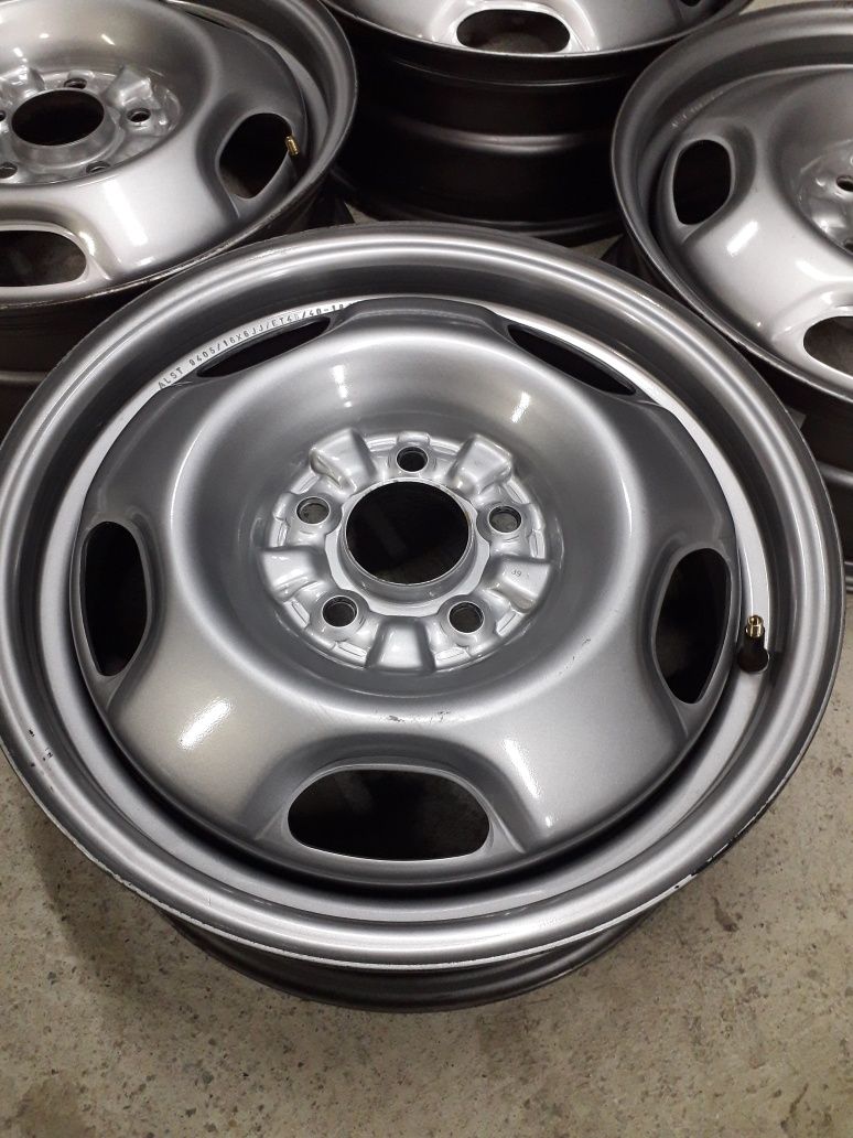 Mitsubishi R16 5x114.3