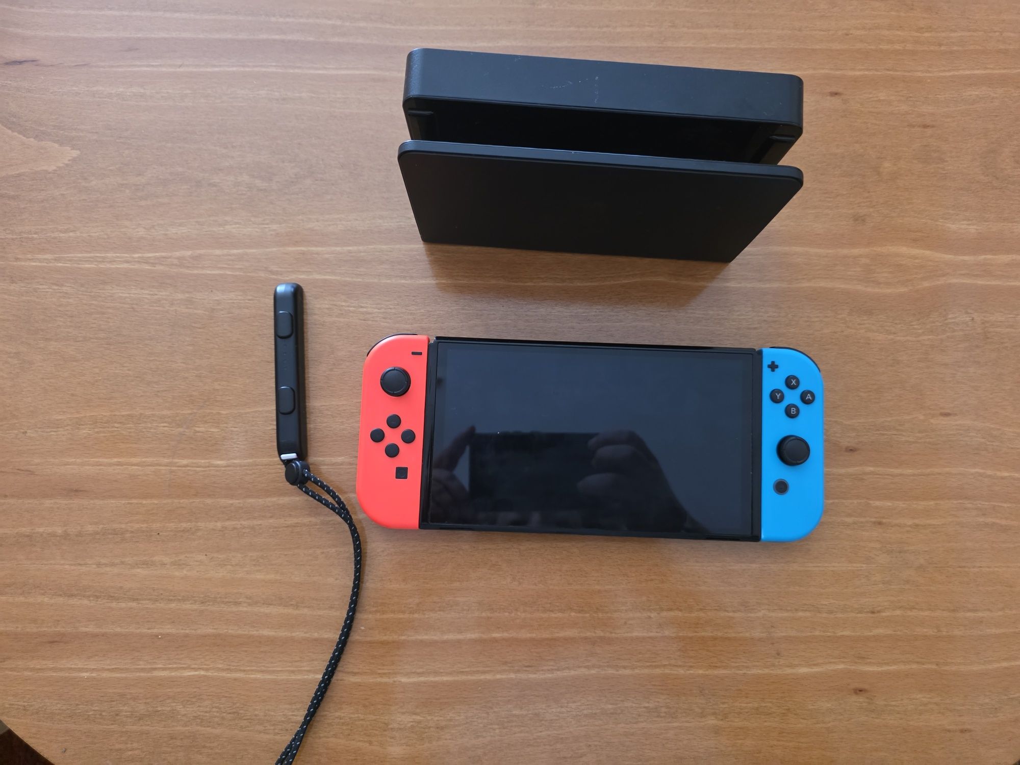 Nintendo Switch OLED - Red & Blue