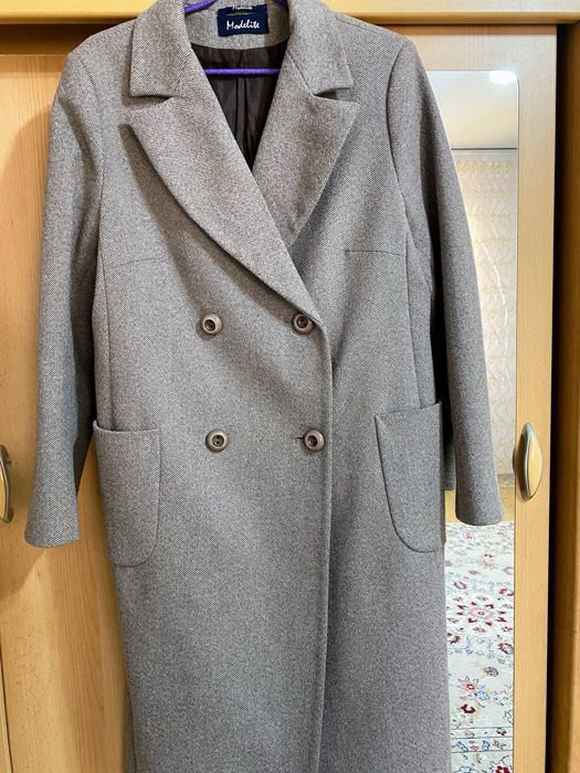 Пальто женское продаю