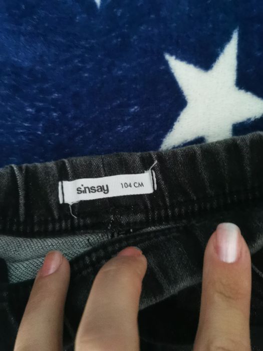 Vând un trening și o pereche de blugi + geaca piele