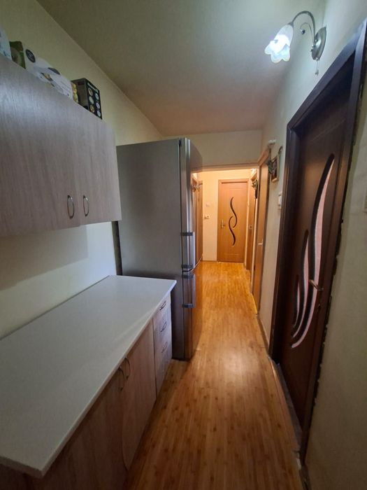 Vând apartament 2 camere Tg Cărbunești