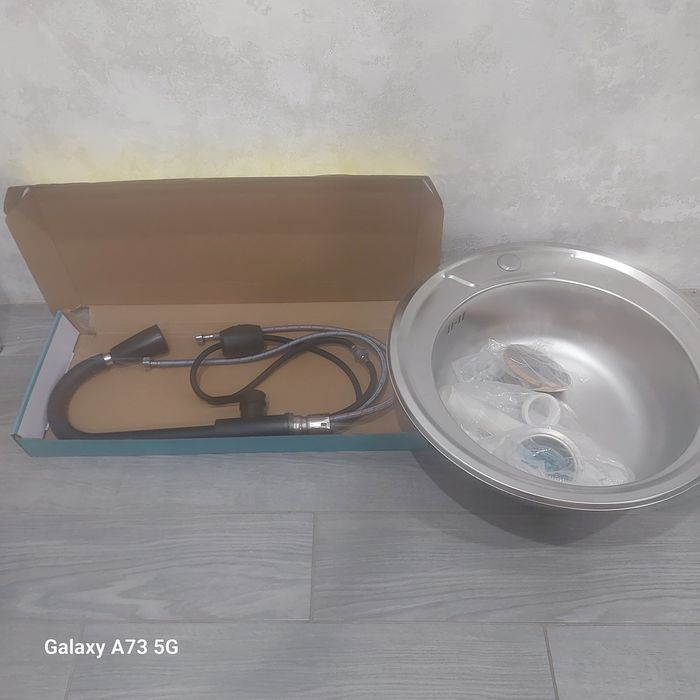 Продам раковину и смеситель