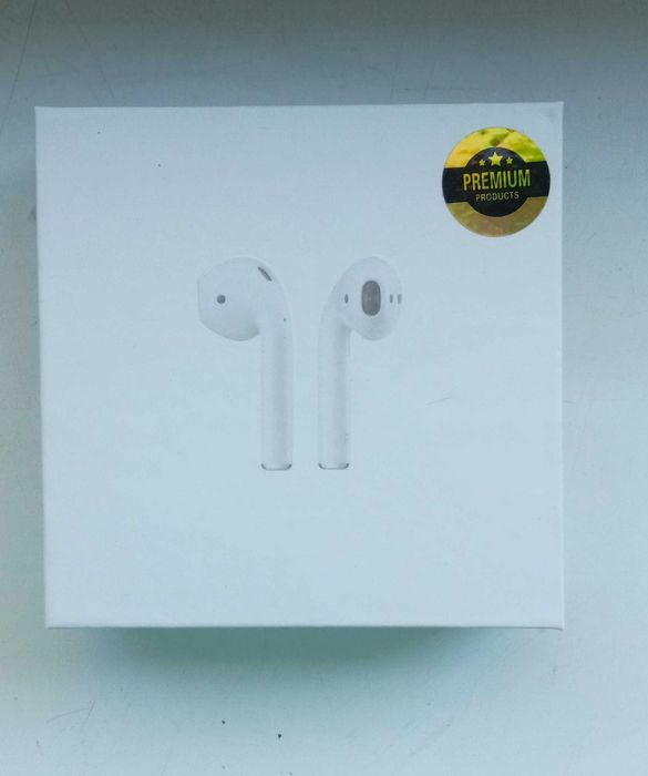 Наушники AirPods