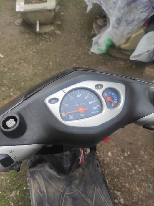 Yamaha Cyngus 125cmc pornire pedala si buton