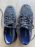 Adidasi AirMax gri panza