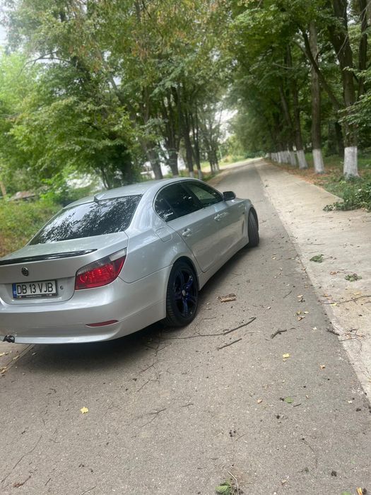 Vând bmw e60 525d