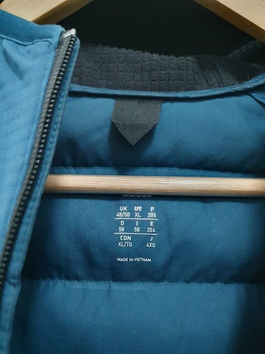 Пухено яке Adidas Down Hybrid