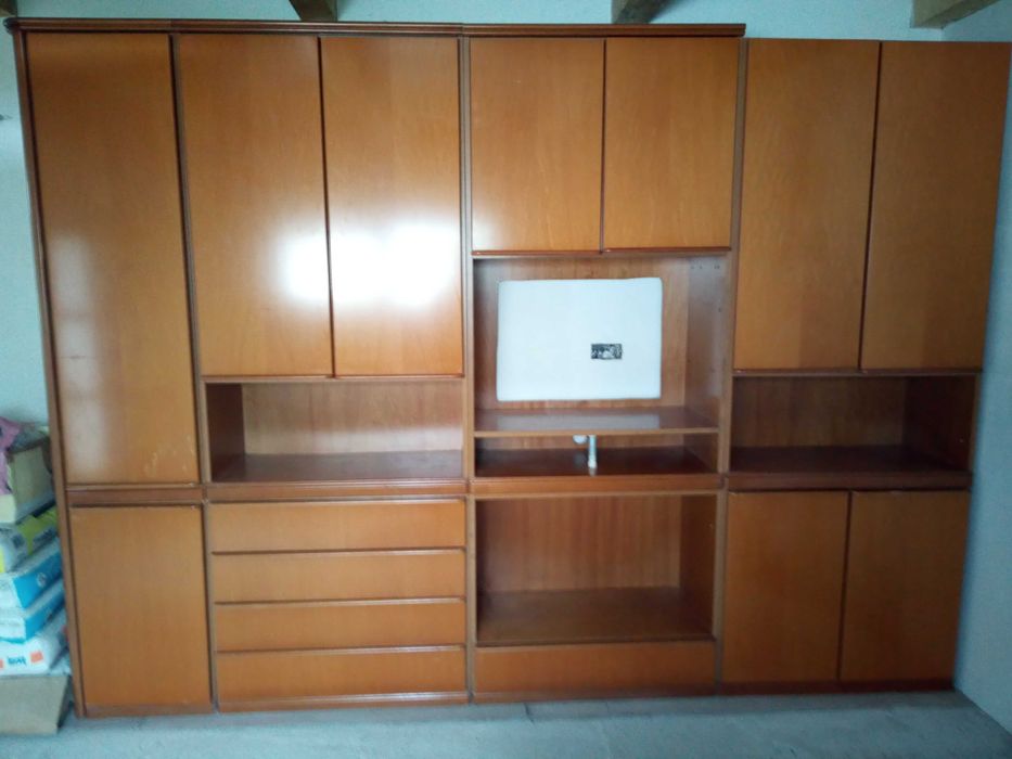 Dulap biblioteca dormitor .