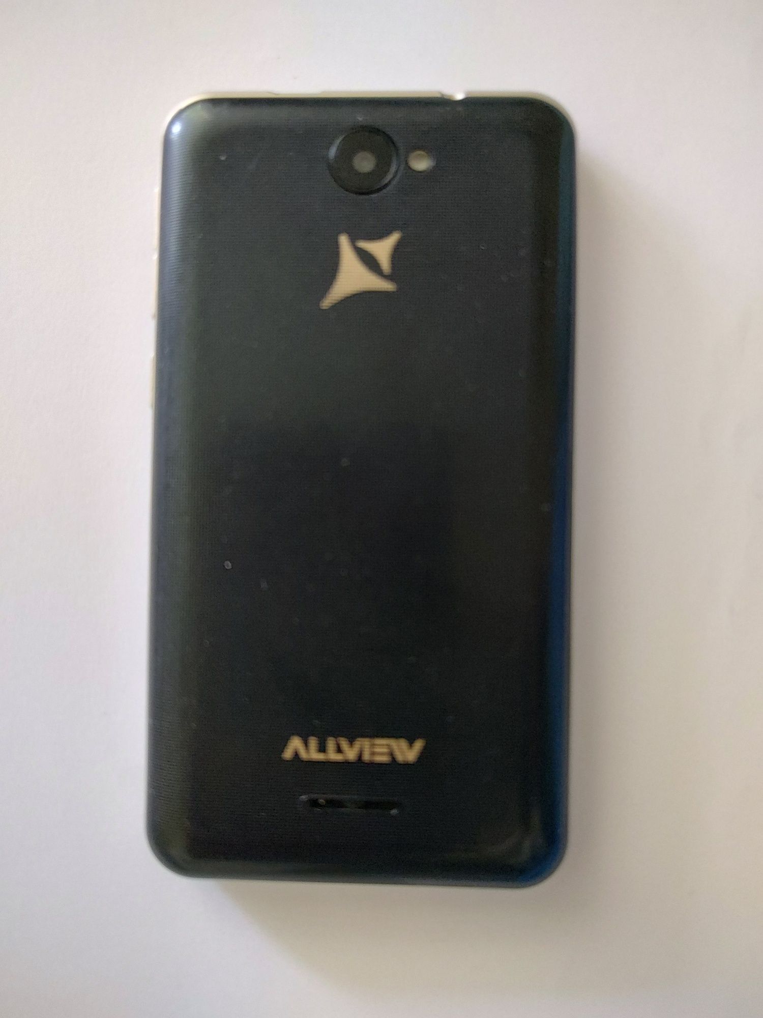 Vând telefoane Allview P41 Emagic și Lenovo Moto E 3