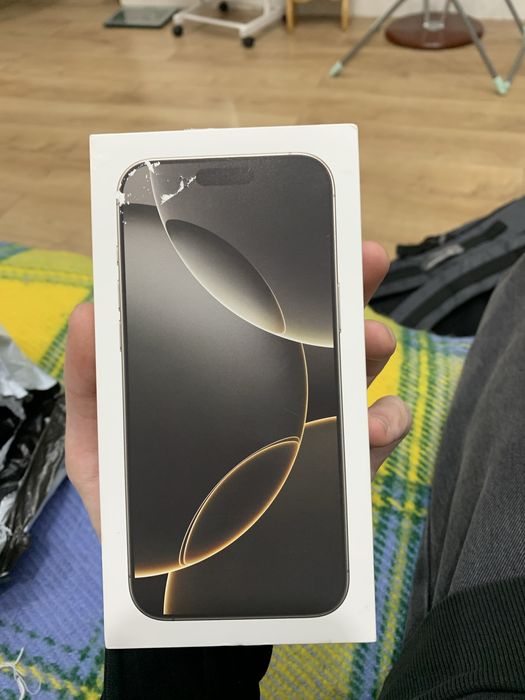 Iphone 16 pro max 256гб СРОЧНО