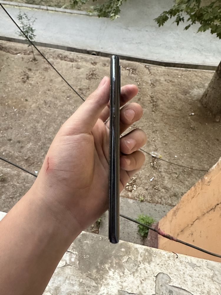 Samsung a 51 4g 4/64 sotildi