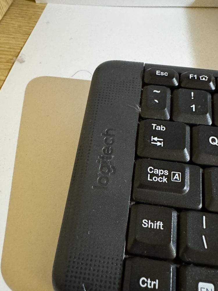 Tastatura plus maus logitech noi