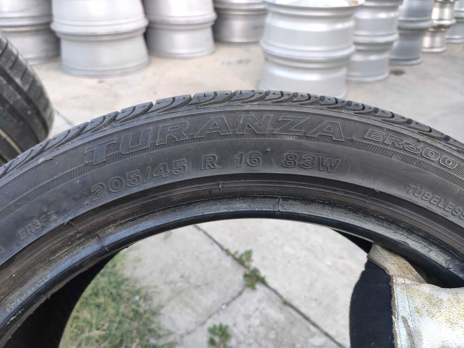 4бр Летни Гуми 205 45 16 - Bridgestone