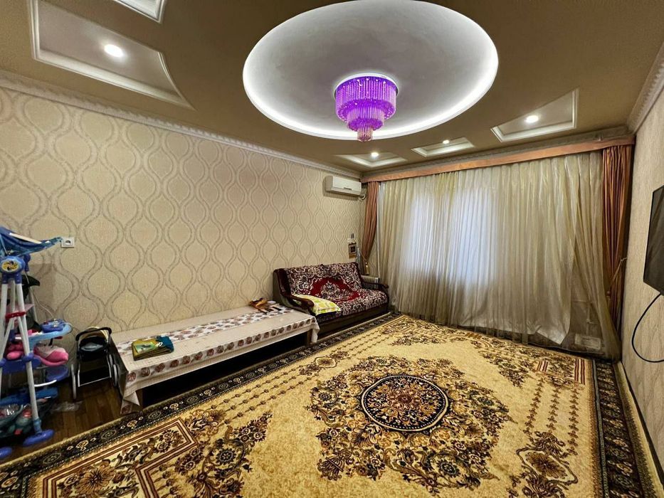 Квартира продаётся высокопотолочка Чиланзар 1 квартал 3/4/4 меб тех