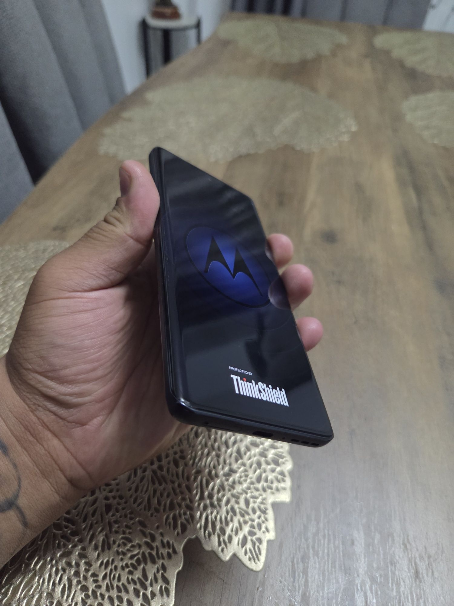 Motorola Edge 40 Neo, Negru 256/12GB , Impecabil.