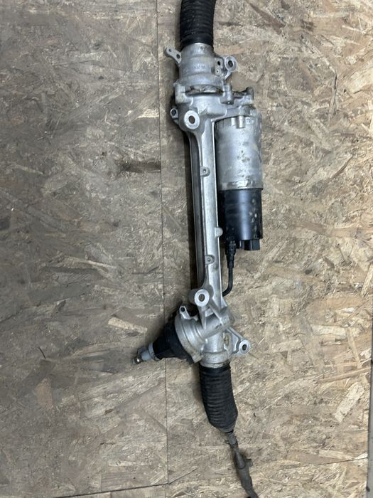 Caseta directie Bmw G20 G21 tractiune spate / S drive