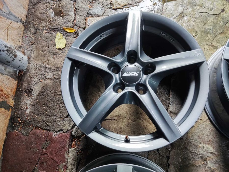5x114,3 Alutec - 16 цола 5х114,3 Hyundai Kia Mazda Hyundai