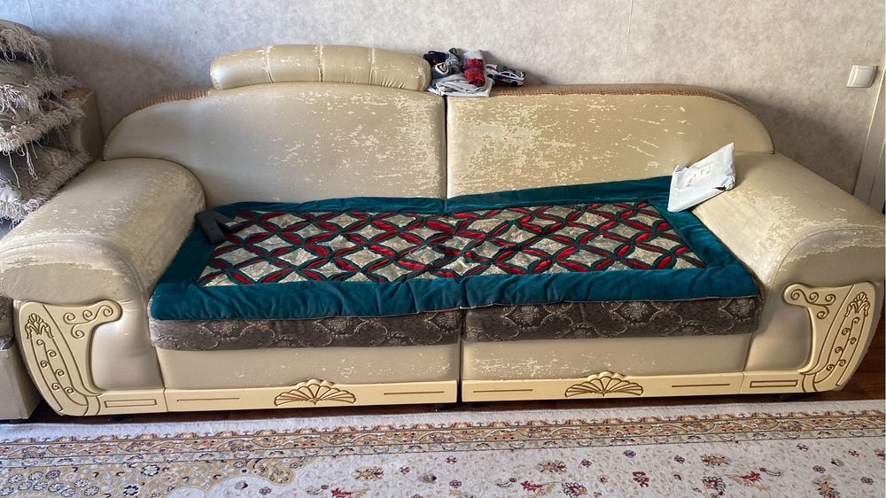 Угловой диван б/у