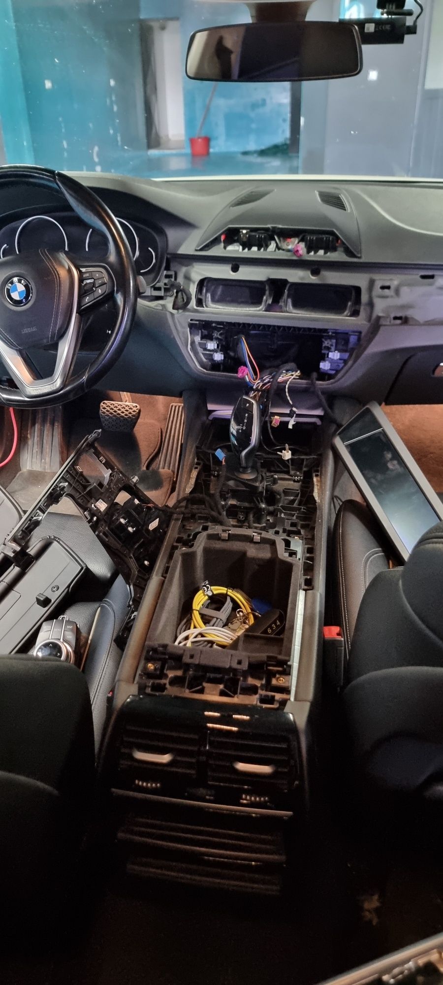 Codari BMW Retrofit | Activare Carplay BMW - Android Auto BMW