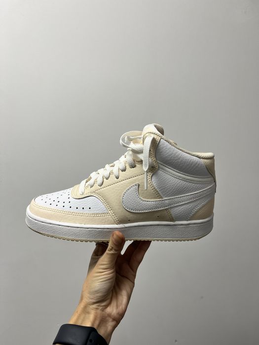 Ghete damă Nike Court Vision MID