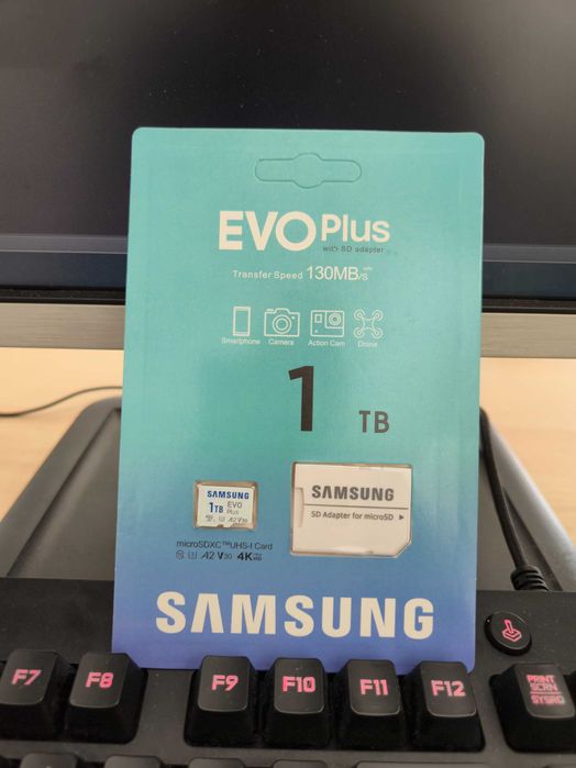 Карта памет Samsung EVO Plus, 1TB, С microSD