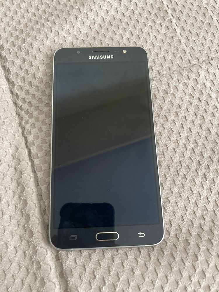 Samsung Galaxy J7 2016