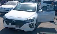 Продаю корейский Hyundai Ioniq full позиция электромобиль