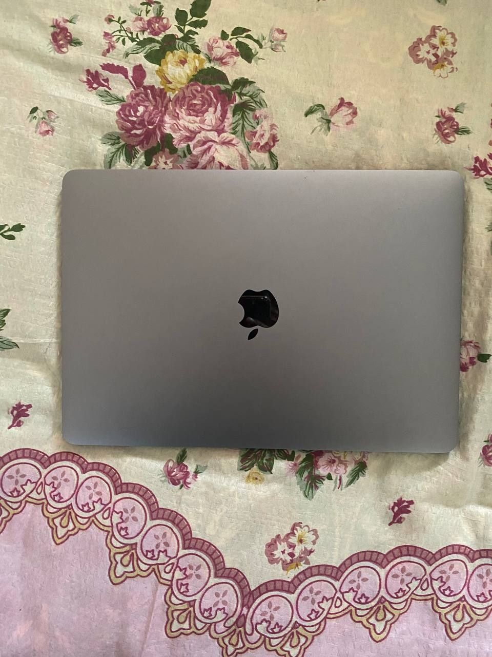 MacBook Pro 2019 versiya (2023)chiqarilgan