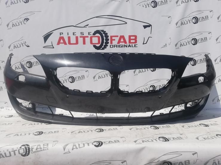 Bara fata Bmw Seria 5 F10-F11 an 2009-2010-2011-2012-2013 Gauri pentru 4 senzori si spalatoare far