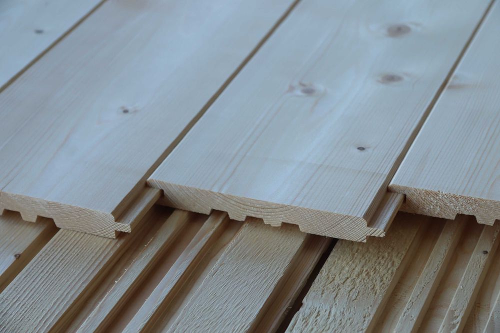 Lambriu  19*146 mm Pin, molid calitatea AB sau BC