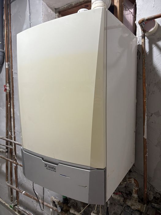 Centrala Remeha Quinta pro 45 kw condensare foarte functionala 10/10
