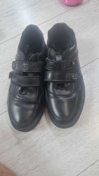 Туфли детские чёрного цвета