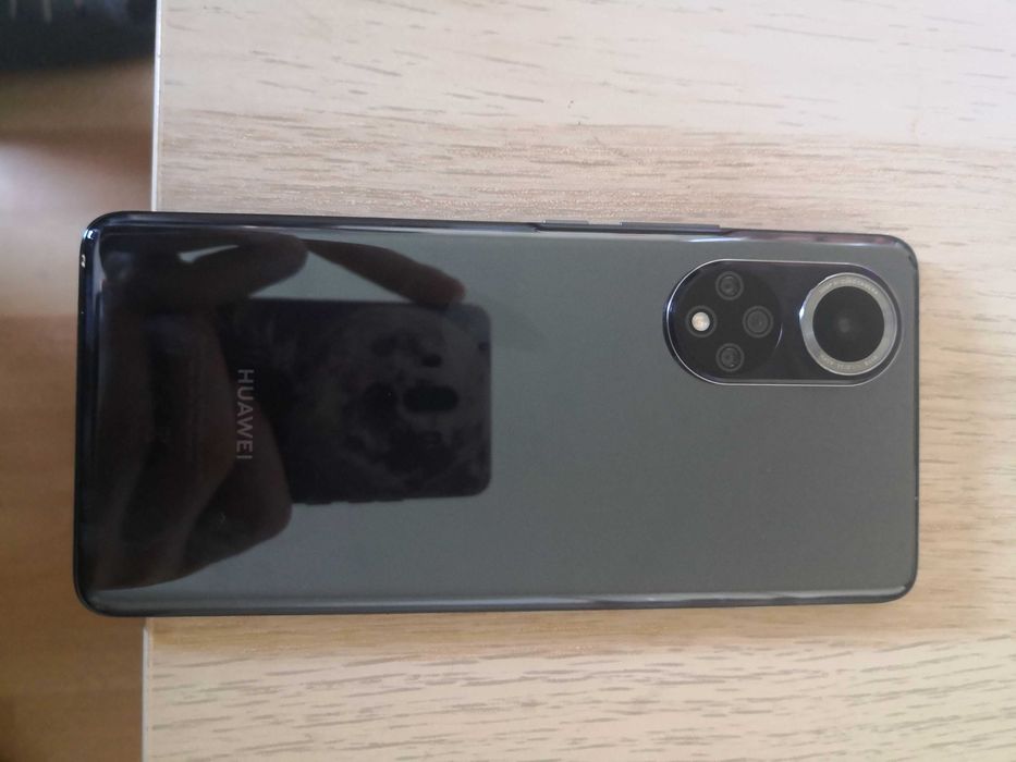 Vând Huawei Nova 9