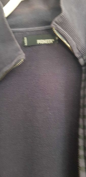 Продавам мъжки жилетки 100% памук