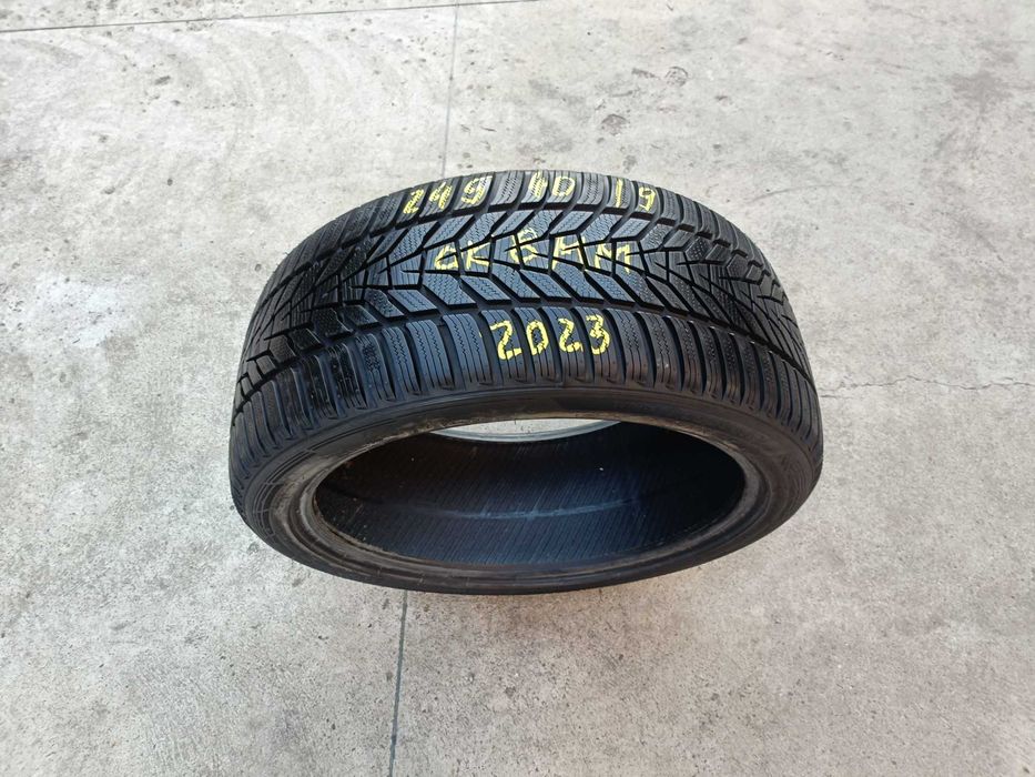 O anvelopa iarna 245 40 19 hankook I cept evo3 profil 8 mm dot 2023