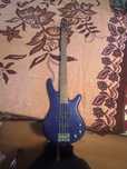 Chitară bass Ibanez+ amplificator
