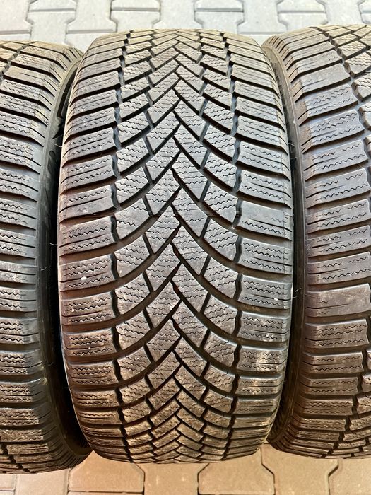 4 броя Зимни Гуми 225/45/18 BRIDGESTONE ДОТ: 2222