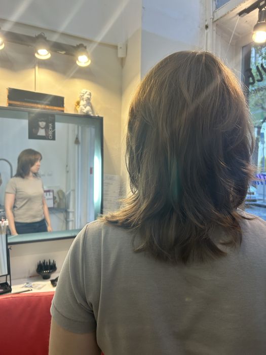 Продавам кристални дървени светещи огледала 2 бро