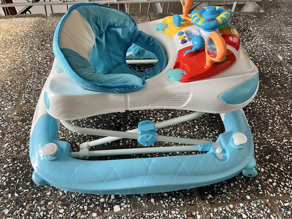 Premergator 2 in 1 Bertoni cu lumini si jucarii muzicale, Albastru