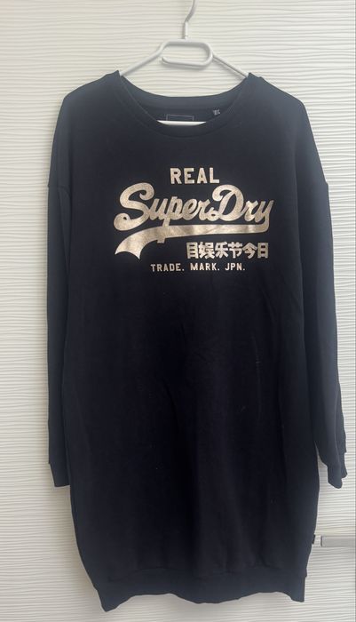 Черна рокля superdry в размер 40